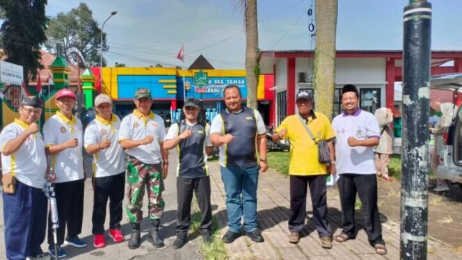 
					Momentum HUT ke-80 PGRI dan HGN, Gus Harun Ikuti Jalan Sehat dan Dukung Pembelajaran Deep Learning