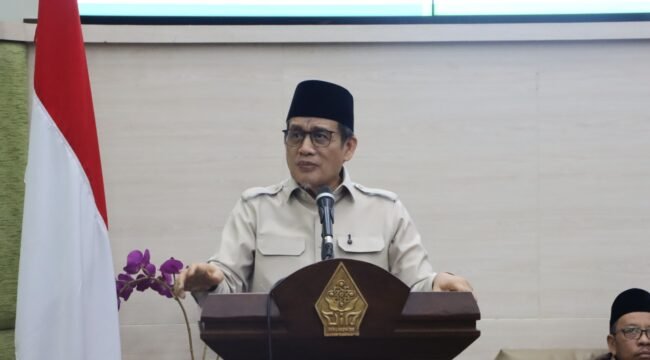 Wakil Menteri Agama RI Dr. KH. Romo R. Muhammad Syafi’i, M.Hum