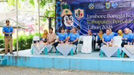 Bupati Anom saat membuka acara Jambore Bangga Kencana di Waterpark Comal Baru, Selasa (23/9/2025)