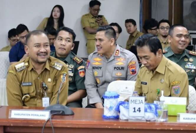 
					Bupati Pemalang Hadiri Rakor Forkopimda Jateng Bahas Kondusifitas Nataru Tahun 2025