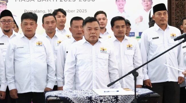 Pengurus Baru KADIN Pemalang Resmi Dilantik, Bupati Anom Harap Tak Vakum Setelah Dikukuhkan