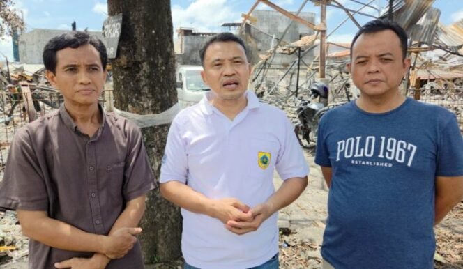 
					Kadis Koperindag Pemalang Sebut Pemda Bakal Bangun Lapak Darurat untuk Pedagang Korban Kebakaran