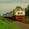 PT Kereta Api Indonesia (Persero) memperkuat kontribusinya bagi masyarakat dan industri menjelang perayaan Natal 2025 dan Tahun Baru 2026.