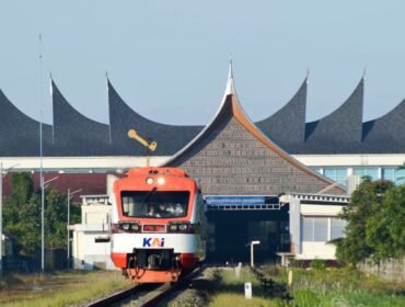 KA Lembah Anai Layani 88.580 pelanggan