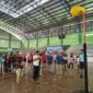 Wakil ketua IV Bidang kerjasama antar lembaga Drs Nugroho Budi Raharjo, MM saat membukan Kejurprov Korfball ke-III Tingkat di GOR Trisanja Slawi Kabupaten Tegal