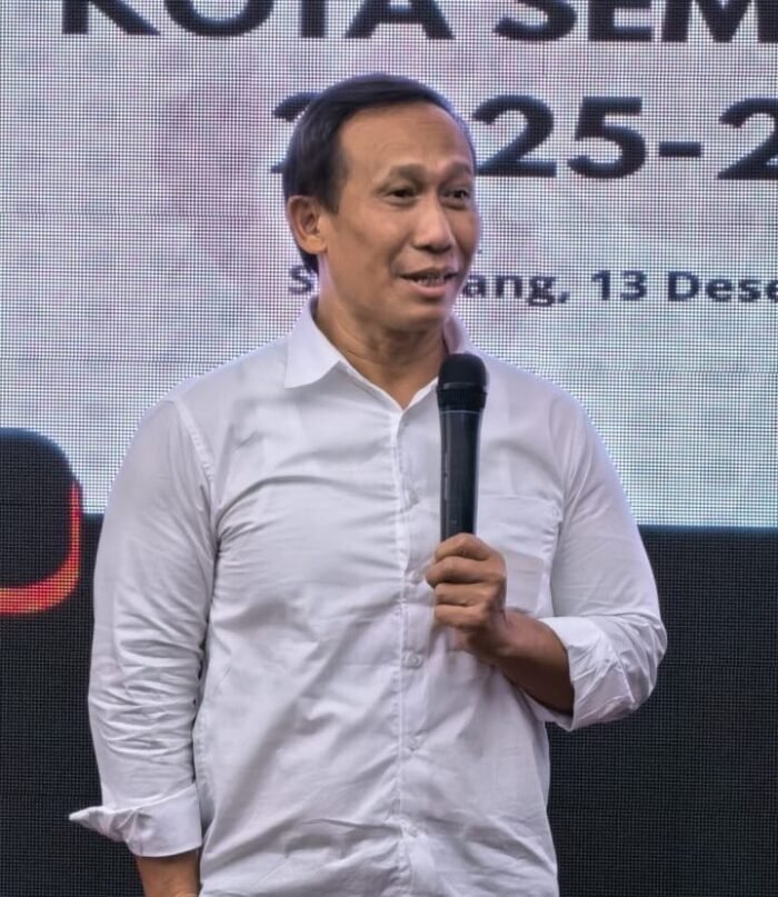 Advokat Zainal Abidin Petir dilantik dan dikukuhkan sebagai Ketua Umum Indonesia Beladiri Campuran Amatir Mixed Martial Arts (IBCA MMA) Kota Semarang periode 2025-2029