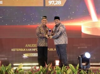 Untuk kelima kalinya secara berturut-turut, UIN Walisongo Semarang berhasil meraih penghargaan sebagai Badan Publik Informatif