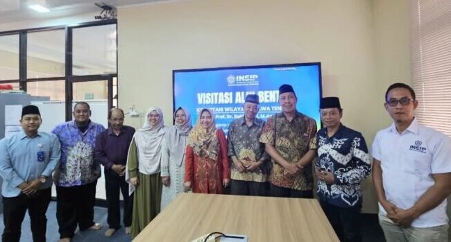 kampus INSIP menerima visitasi resmi dari Koordinator Perguruan Tinggi Keagamaan Islam (Kopertais) Wilayah X Jawa Tengah, Prof. Dr. Rokhmadi, M.Ag., pada Sabtu (27/12)