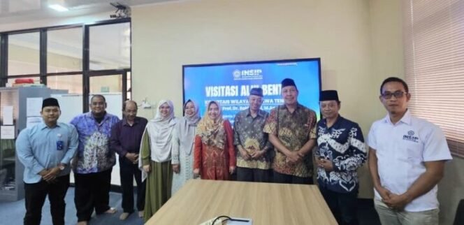 
					kampus INSIP menerima visitasi resmi dari Koordinator Perguruan Tinggi Keagamaan Islam (Kopertais) Wilayah X Jawa Tengah, Prof. Dr. Rokhmadi, M.Ag., pada Sabtu (27/12)