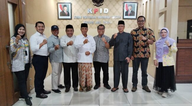 Panitia Ramadan Masjid Agung Jawa Tengah (MAJT) melakukan audiensi dengan Komisi Penyiaran Indonesia Daerah (KPID) Jawa Tengah, pada Selasa (13/1/2026).