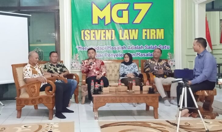Suasana Focus Group Discussion (FGD) dalam rangka memperingati Hari Pers Nasional (HPN) 2026 yang dikemas dalam program Jagongan Bareng Media sukses digelar dengan penuh antusiasme, bertempat di Kantor MG Seven Law Firm Pemalang, pada Rabu 11 Februri 2026