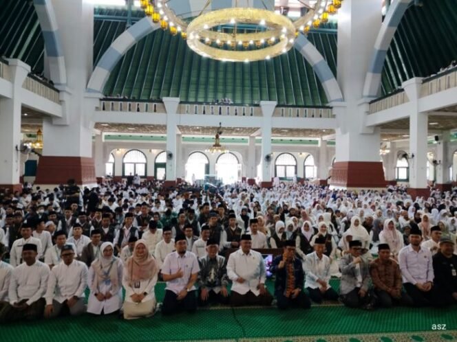 
					7.000 Pelajar Hadiri Pembukaan Pesantren Ramadan Rohis Indonesia 2026 di MAJT