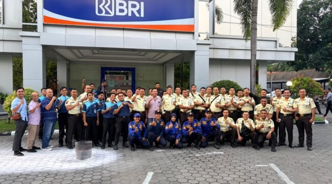 Cegah Risiko Bencana, BRI Cabang Pemalang Gelar Sosialisasi dan Simulasi Kebakaran