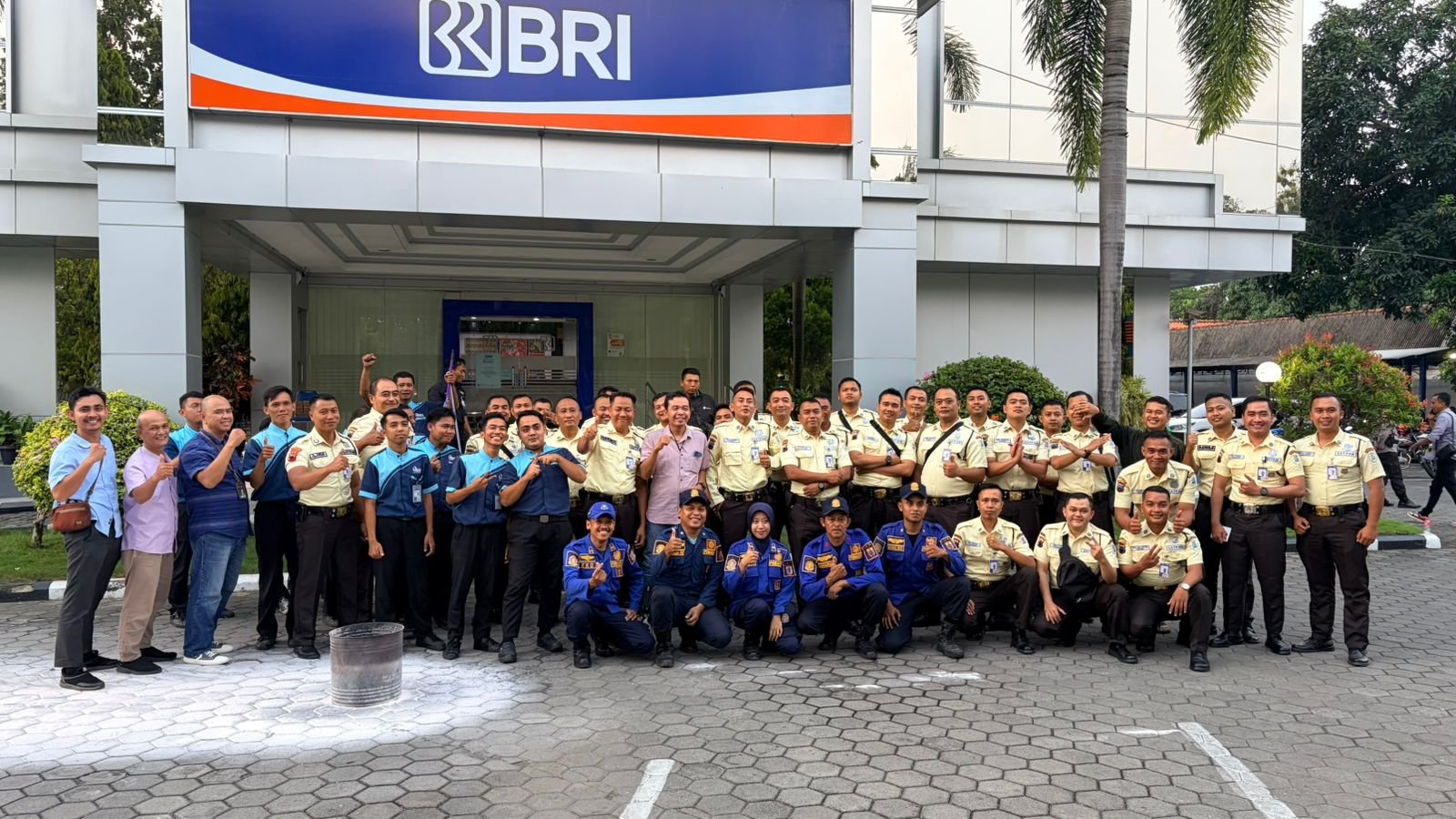 Cegah Risiko Bencana, BRI Cabang Pemalang Gelar Sosialisasi dan Simulasi Kebakaran