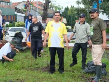 Peringati HPSN, Bupati Pemalang dan Forkopimda Gelar Aksi Bersih dan Tanam Pohon