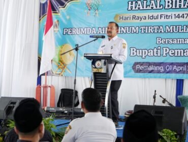 Bupati Pemalang Anom Widiyantoro