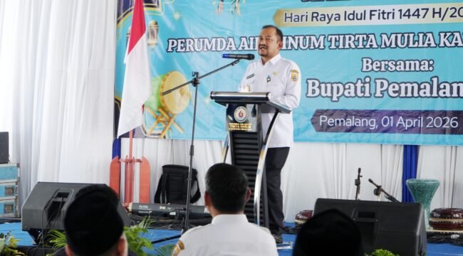 Bupati Pemalang Anom Widiyantoro