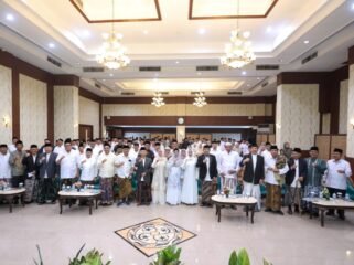 Wakil Ketua DPRD Provinsi Jawa Tengah Mohammad Saleh menghadiri acara “Halalbihalal Ngumpulke Balung Pisah Warga NU se-Jateng” yang digelar di Hotel Pandanaran, Kota Semarang pada Minggu, 19 April 2026 malam.