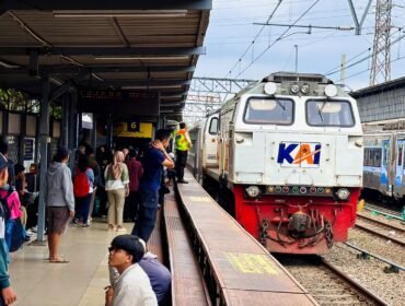 Longsor di Jalur KA Bandung Ganggu Perjalanan, KAI Daop 1 Jakarta Minta Maaf