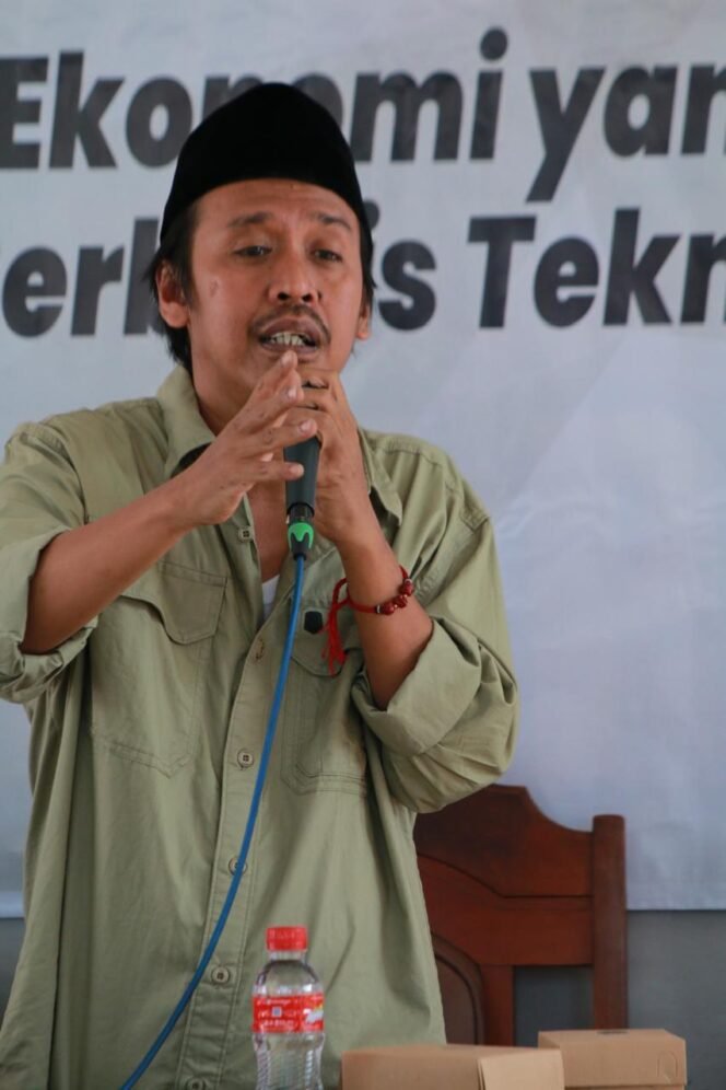 
					Politisi Partai Kebangkitan Bangsa (PKB), Heru Kundhimiarso,