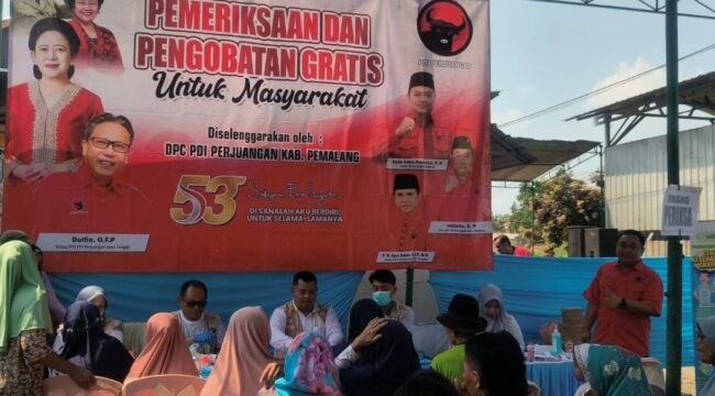 DPC PDI Perjuangan Pemalang Gelar Pengobatan Gratis dan Dapur Marhaen di Petarukan