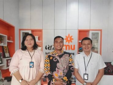 Foto Bersama : Catur Sujatmiko selaku Fund and Transaction Manager serta Cindy Farah Noor Destika selaku Relationship Manager Funding and Transaction (RMFT) BRI cabang Pemalang berkunjung ke Lazismu Pemalang 