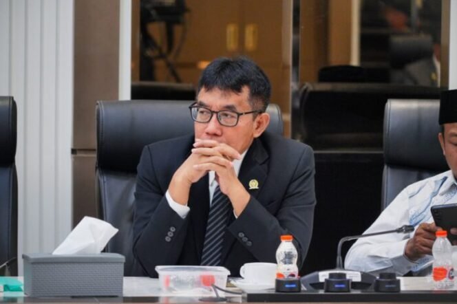 
					Anggota Komisi IX DPR RI, Muh Haris