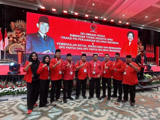 
					Fraksi dan Pengurus DPC PDI Perjuangan Pemalang Ikuti Bimtek Nasional di Bali, Indianto: Perkuat Soliditas dan Kerja Kerakyatan
