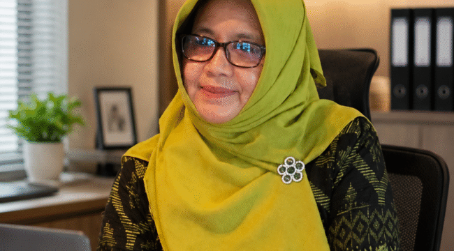 Prof. Dr. Hj.Yuyun Affandi, Lc. MA