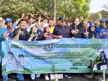 Pegadaian dan Pemkot Tegal Kolaborasi Hijaukan Pesisir, Tanam 1.000 Mangrove di Pantai Kodok