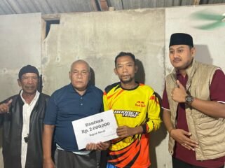 Peduli Warga, Fahmidh Dhuha Salurkan Bantuan Baznas untuk Warga Desa Danasari