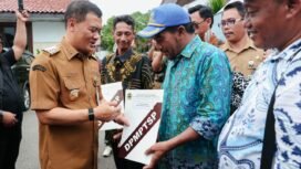 Gubernur Ahmad Luthfi Tegaskan Perizinan Kapal Nelayan Gratis, Minta Laporkan Jika Ada Pungutan