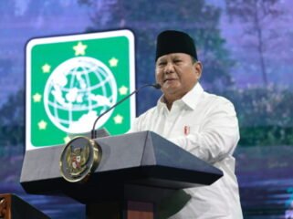 Presiden Prabowo Subianto menyampaikan pidato pada Puncak Hari Lahir ke-28 Partai Kebangkitan Bangsa (PKB) di Jakarta, Kamis (23/7).