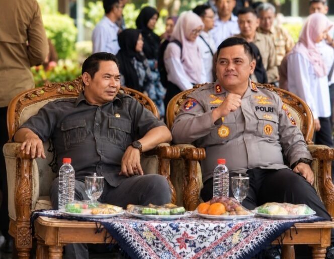 
					Wakil Ketua DPRD Pemalang Aris Ismail Ucapkan Selamat HUT ke-80 Bhayangkara, Dukung Polri Semakin Dekat dengan Masyarakat