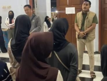 Ketua Umum Pengurus Kabupaten (Pengkab) Taekwondo Indonesia (TI) Pemalang, Fahmidh Dhuha, SM, MM Lepas Atlet Taekwondo Pemalang Ikuti Training Tour Yogyakarta