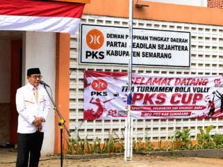 Pimpin Upacara HUT ke-81 RI, Muh Haris Ajak Masyarakat Siapkan Generasi Indonesia Emas 2045
