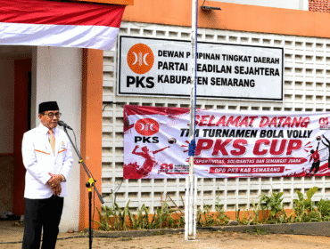 Pimpin Upacara HUT ke-81 RI, Muh Haris Ajak Masyarakat Siapkan Generasi Indonesia Emas 2045
