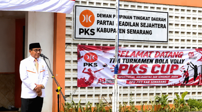 Pimpin Upacara HUT ke-81 RI, Muh Haris Ajak Masyarakat Siapkan Generasi Indonesia Emas 2045
