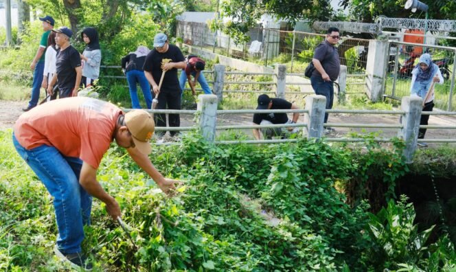 
					Pemkab Pemalang Kembali Gelar Korve Jumat Bersih di Jalan Perintis Kemerdekaan