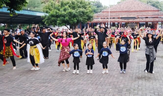 
					Hari Tari Sedunia 2026, Bupati Pemalang Ajak Generasi Muda Lestarikan Budaya