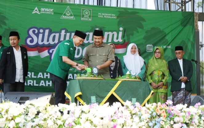 
					3.000 Kader Ansor, Banser dan Garfa Ikuti Apel Akbar di Pemalang
