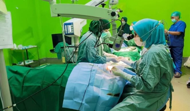 
					21 Warga Pemalang Jalani Operasi Katarak Gratis, Gandeng PERDAMI Jateng