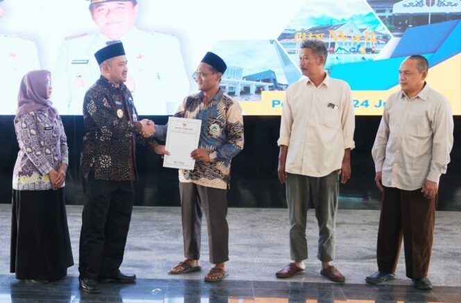 
					Pemkab Pemalang Salurkan Hibah Rp5,18 Miliar untuk 188 Lembaga
