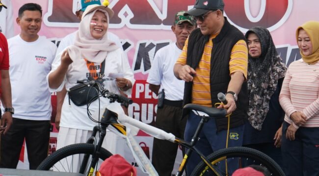 Penjabat Bupati Pemalang, Nurkholes, menyampaikan apresiasi tinggi atas antusiasme dan kebersamaan warga dalam memeriahkan peringatan HUT ke-81 Kemerdekaan Republik Indonesia.
