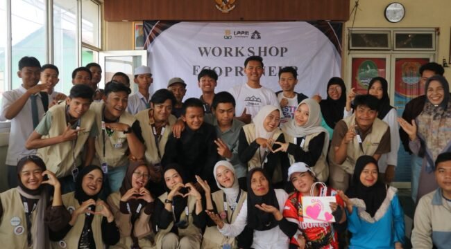 KKN UIN Sunan Kalijaga dan Ombah Indonesia Gelar Workshop Budidaya Maggot untuk Pengelolaan Sampah Berkelanjutan di Cirebon