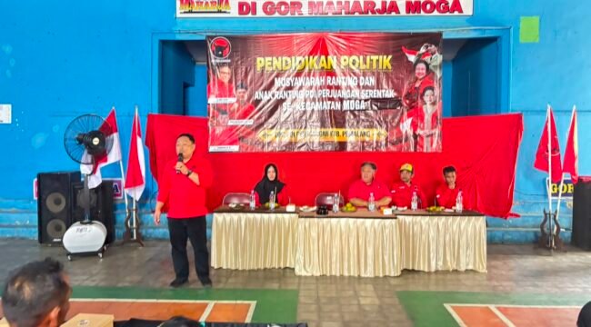 Ketua DPC PDI Perjuangan Kabupaten Pemalang, Indianto, SH, saat Musyawarah Ranting (Musran) dan Musyawarah Anak Ranting (Musanran) secara serentak di Kecamatan Moga dan Kecamatan Pulosari, pada Senin (3/8/2026).