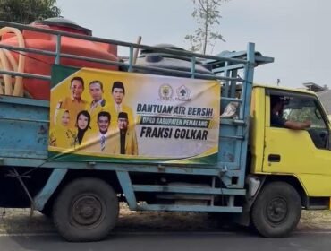 Fraksi Golkar DPRD Pemalang Salurkan Bantuan Air Bersih untuk Warga Terdampak Kekeringan di Pulosari