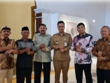 Ketua Umum (Ketum) Pengurus Provinsi (Pengprov) Persatuan Tenis Meja Seluruh Indonesia (PTMSI) Jawa Tengah, Brigjen Pol (Purn) Drs. Lukas Arry Dwiko Utomo, CRP., beserta rombongan melaksanakan silaturahmi sekaligus audiens bersama Bupati Jepara, H. Witiarso Utomo, S.E.