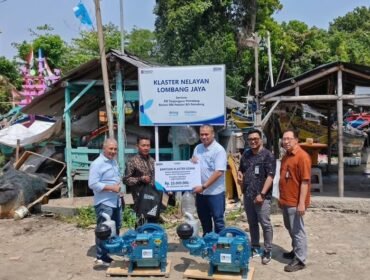 BRI Cabang Pemalang Serahkan 4 Mesin Perahu dan Bantuan Rp23 Juta untuk Nelayan Tanjungsari