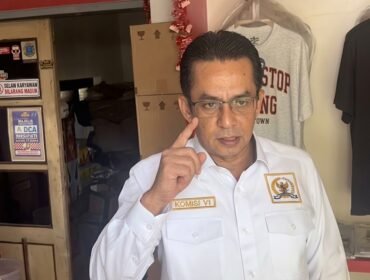 Anggota Komisi VI DPR RI, Rizal Bawazier, melakukan inspeksi mendadak (sidak) ke sebuah toko minuman keras berkedok Outlet HWG yang berlokasi di jalur Pantura Ampelgading, Kabupaten Pemalang.